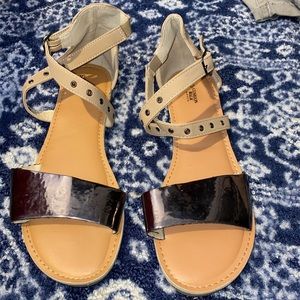 Women’s Sandals